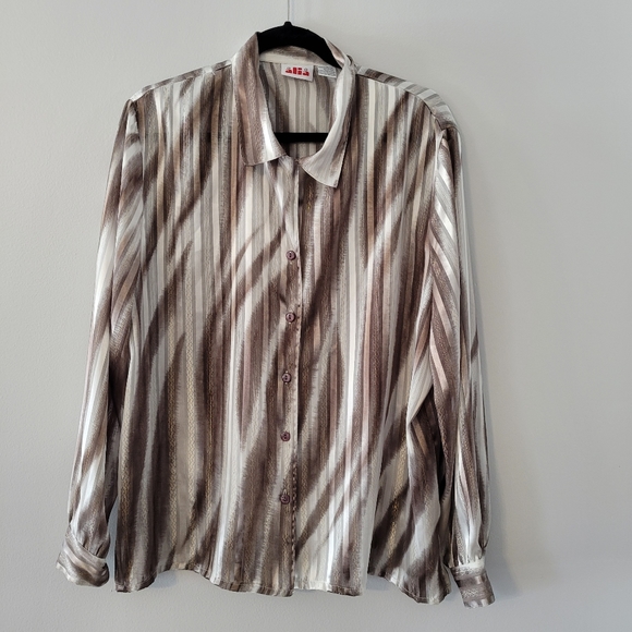 Striped Satiny Soft Button Front Blouse Sz 18 - Picture 8 of 9